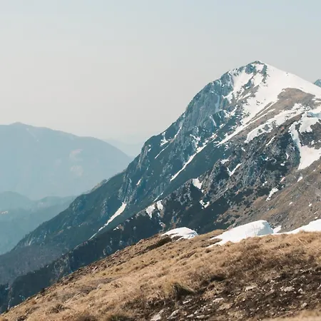 Hisa Juliana - Perfect Starting Point To Explore Slovenia アパート Podbrdo