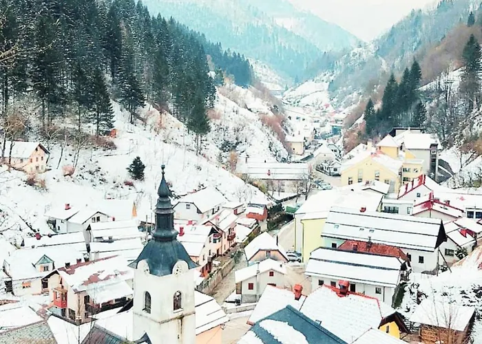 Hisa Juliana - Perfect Starting Point To Explore Slovenia * Podbrdo